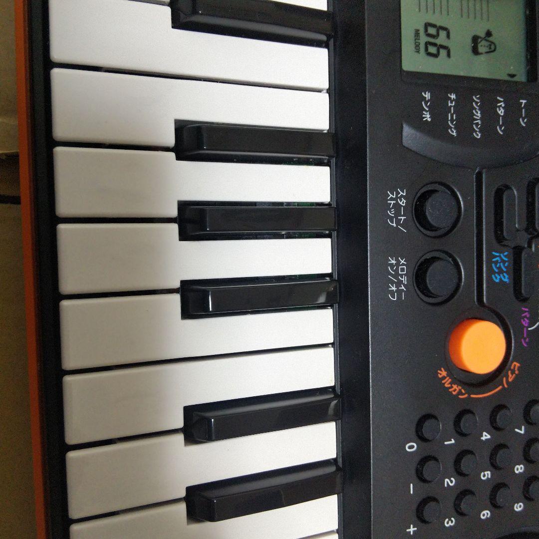 CASIO　SA-76　（アダプター付き）