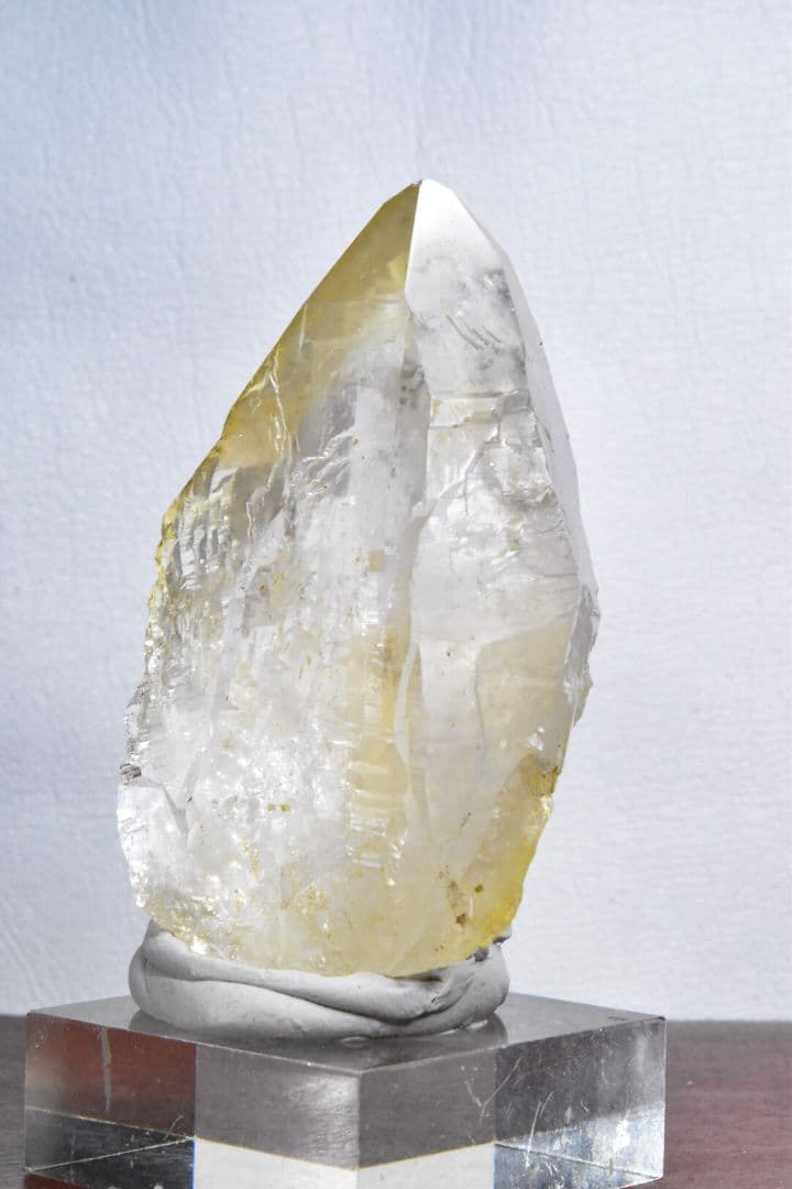 パキスタン スカルドゥ産 ライトゴールデンヒーラーポイント