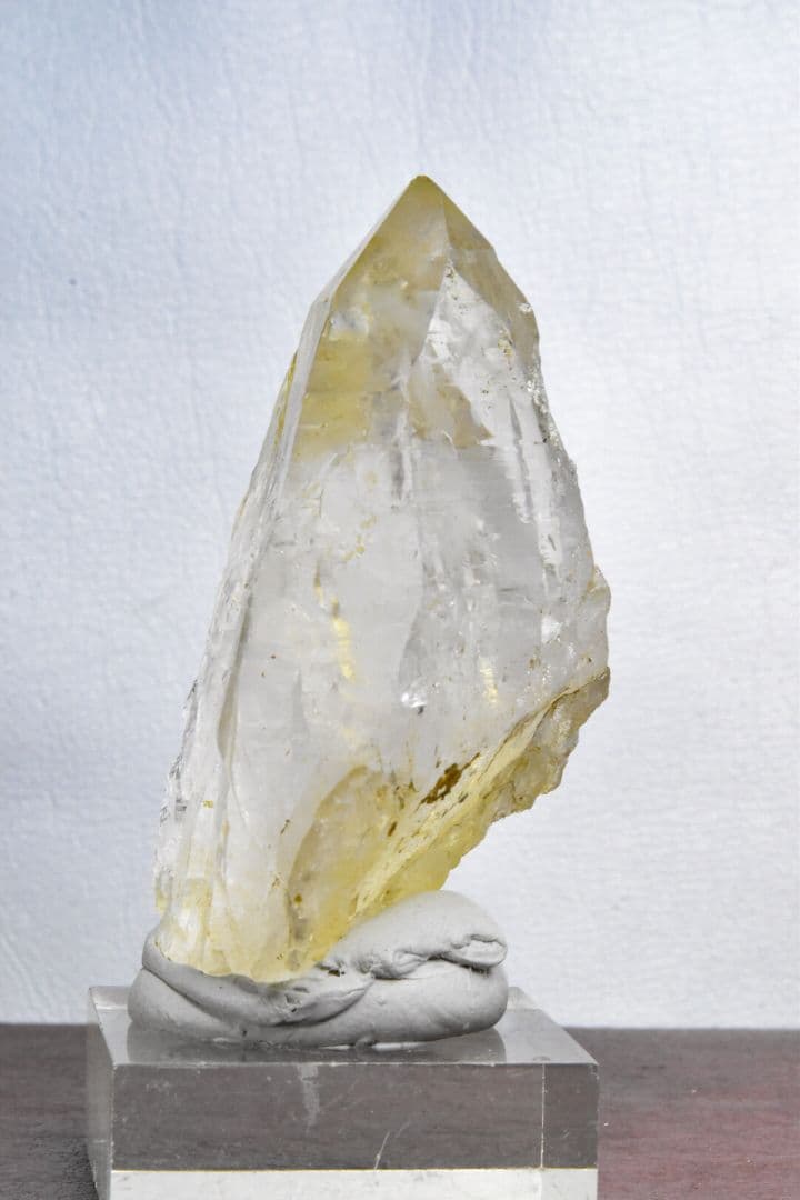 パキスタン スカルドゥ産 ライトゴールデンヒーラーポイント