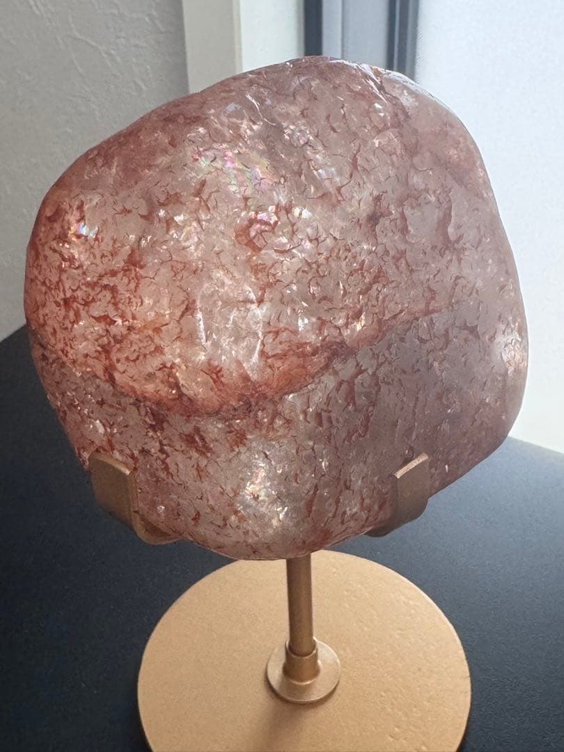 溢れる虹　ノンポリッシュ ファイヤークォーツ（ブラジル産／専用スタンド付き）