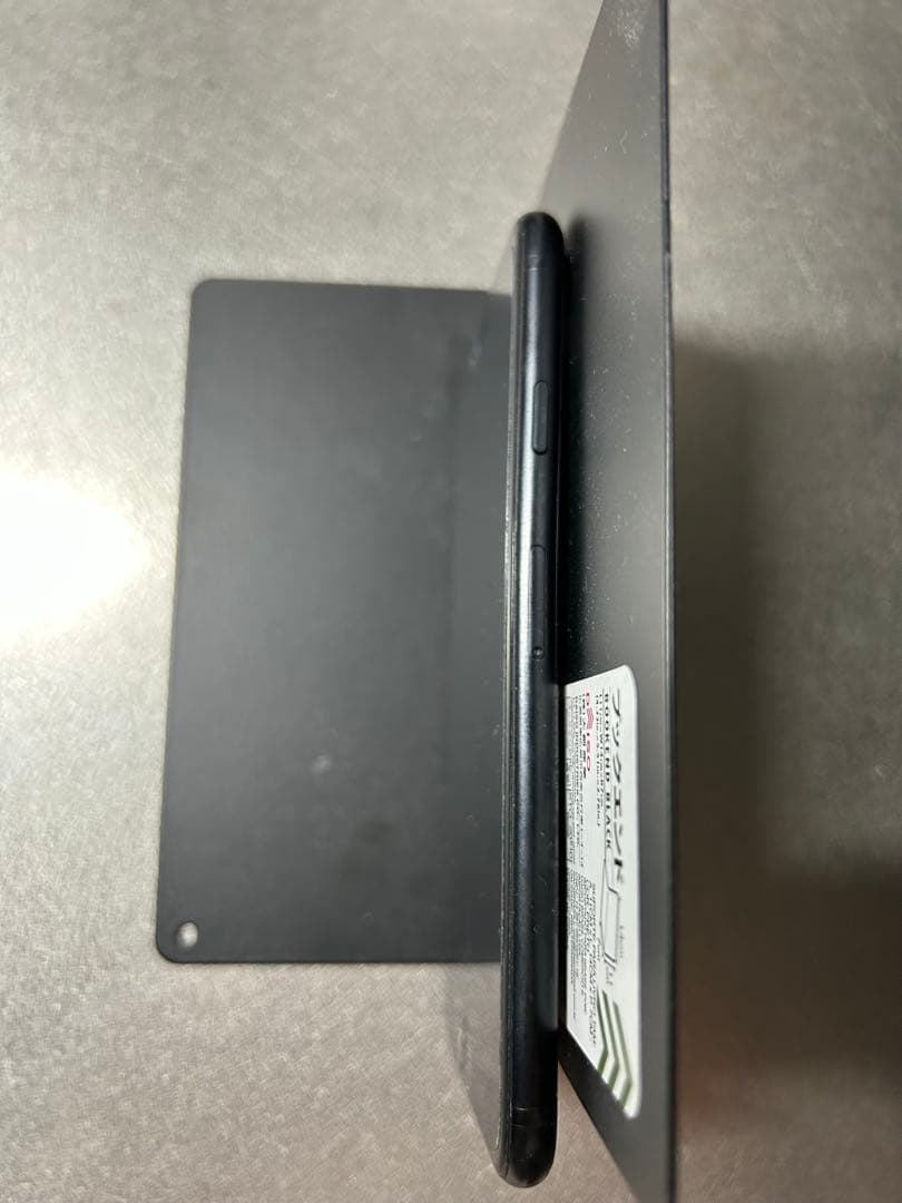 iPhone SE 第2世代 128GB ブラック SIMフリー ケース付き