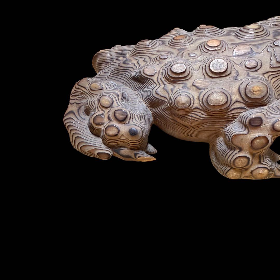 カエル　木彫り　彫刻　蛙の置物　ガマガエル