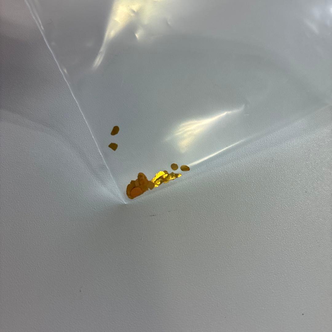 マイントピア別子 砂金取り体験 砂金26粒 銀76粒 人工ダイヤモンド5粒