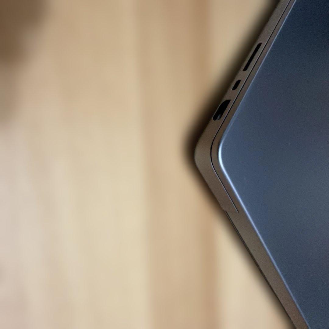 Apple MacBook Pro 14インチ M2 メモリ16 SSD512