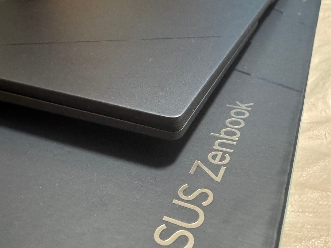 【美品・ペン付】ASUS Zenbook 14X OLED（UX3404V）