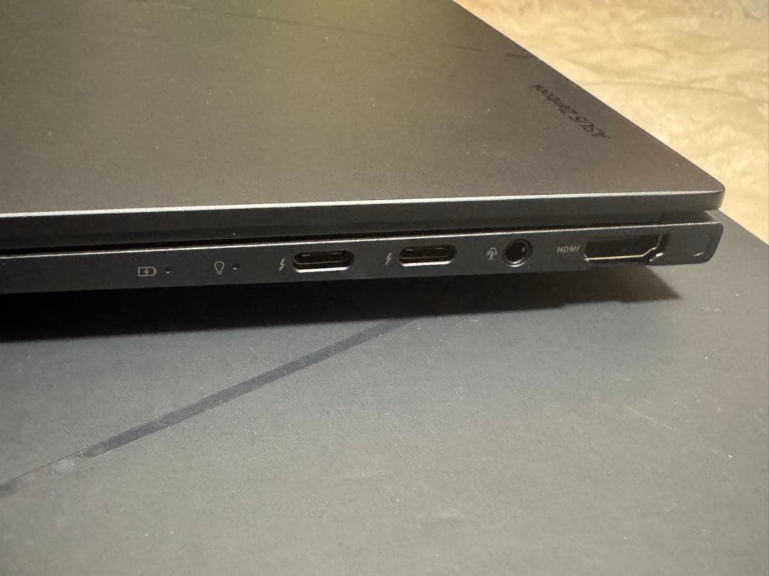 【美品・ペン付】ASUS Zenbook 14X OLED（UX3404V）