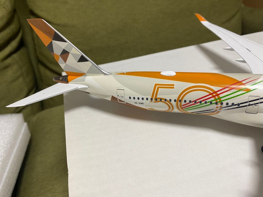 エティハド航空 Airbus A350-1000 50周年記念モデル