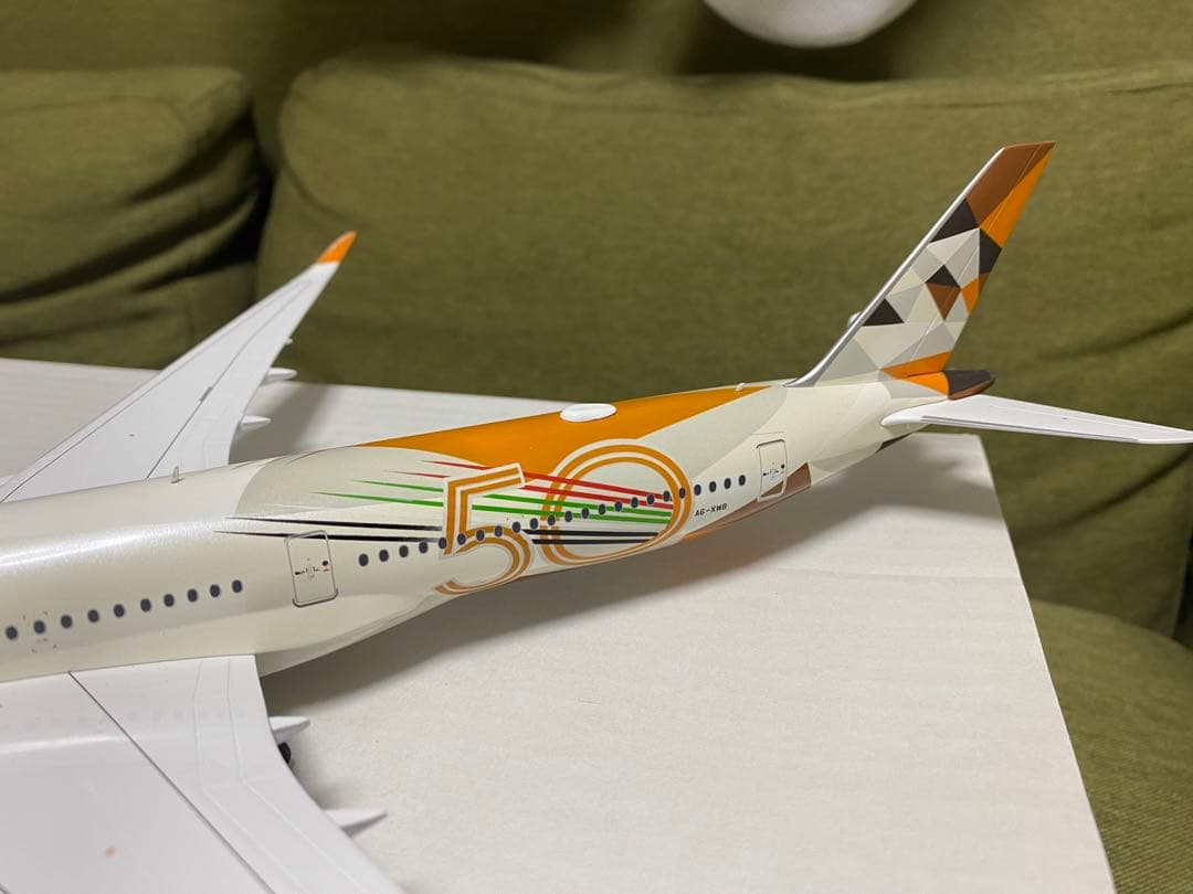 エティハド航空 Airbus A350-1000 50周年記念モデル
