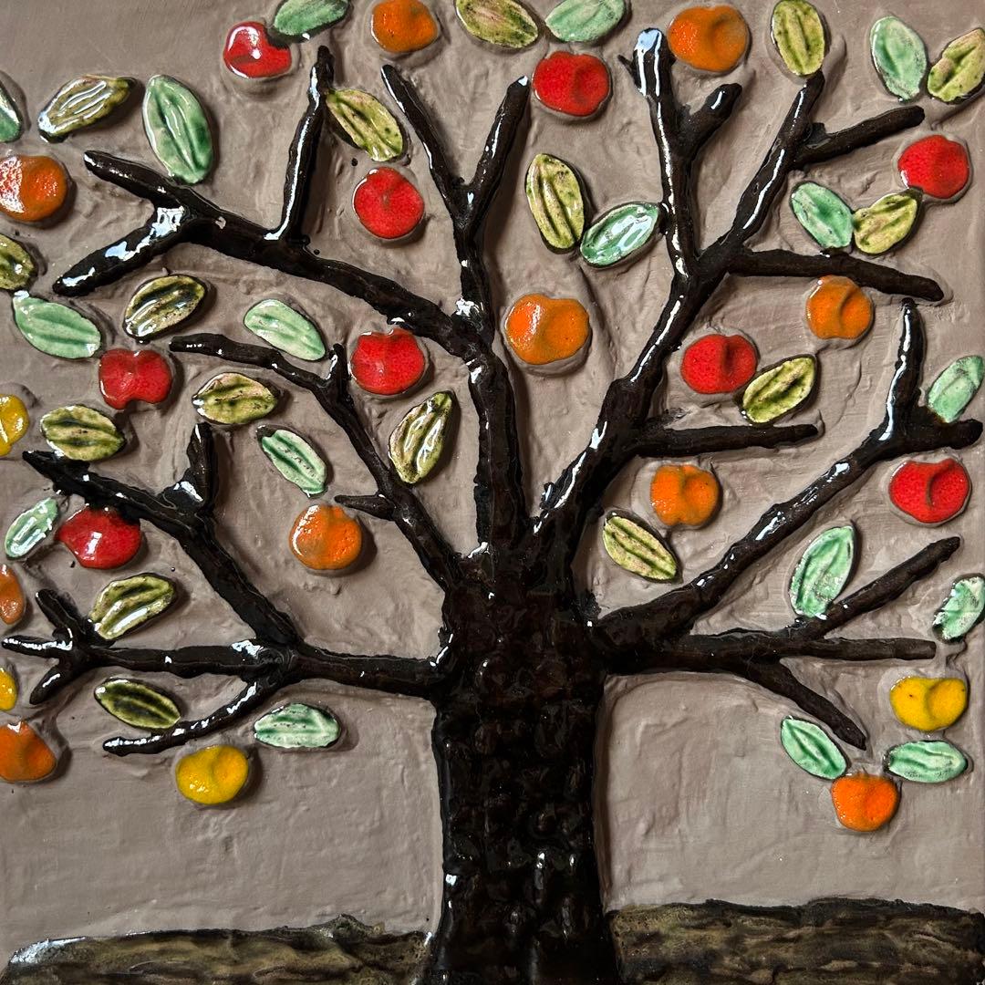 ガビ・シトロン　ジィガントフタ　りんごの木の陶板 1972年