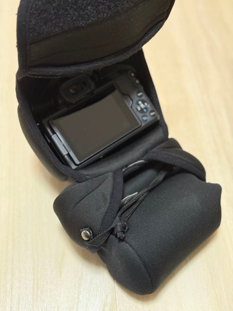 Canon EOS kiss M ミラーレス一眼カメラ