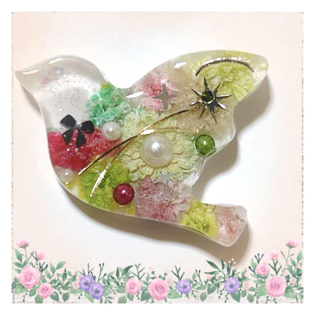 No 1000❣️大人可愛い鳥型レジンヘアゴム❣️٩(๑❛ᴗ❛๑)۶❣️