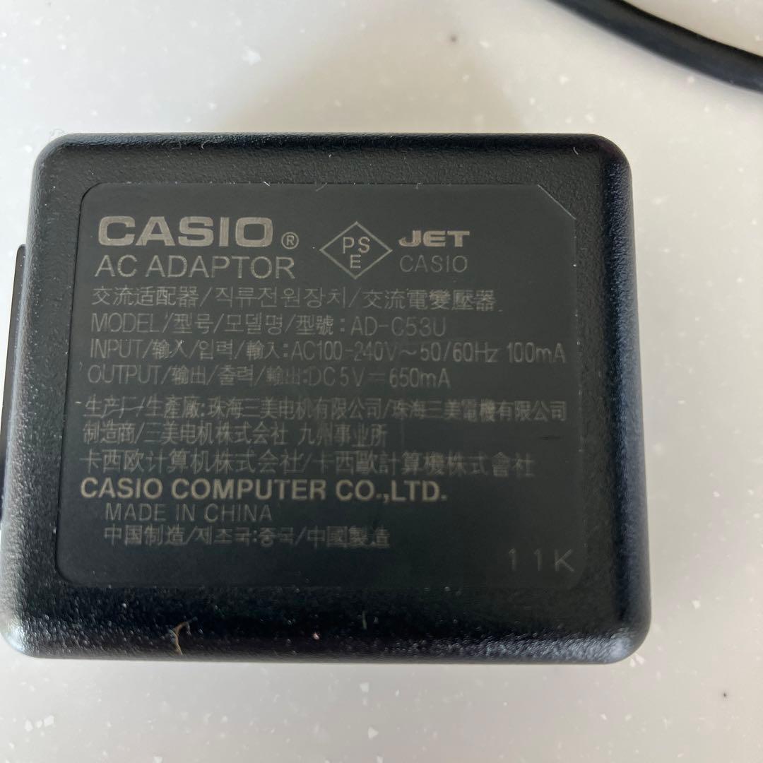 美品　CASIO EXILIM EX-ZR200 デジカメ　説明書付き