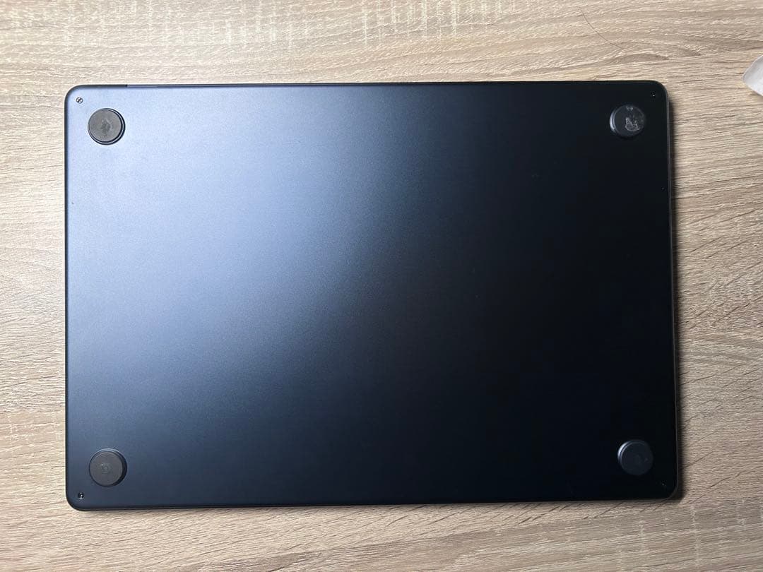 M2チップ搭載15インチMacBook Air - ミッドナイト