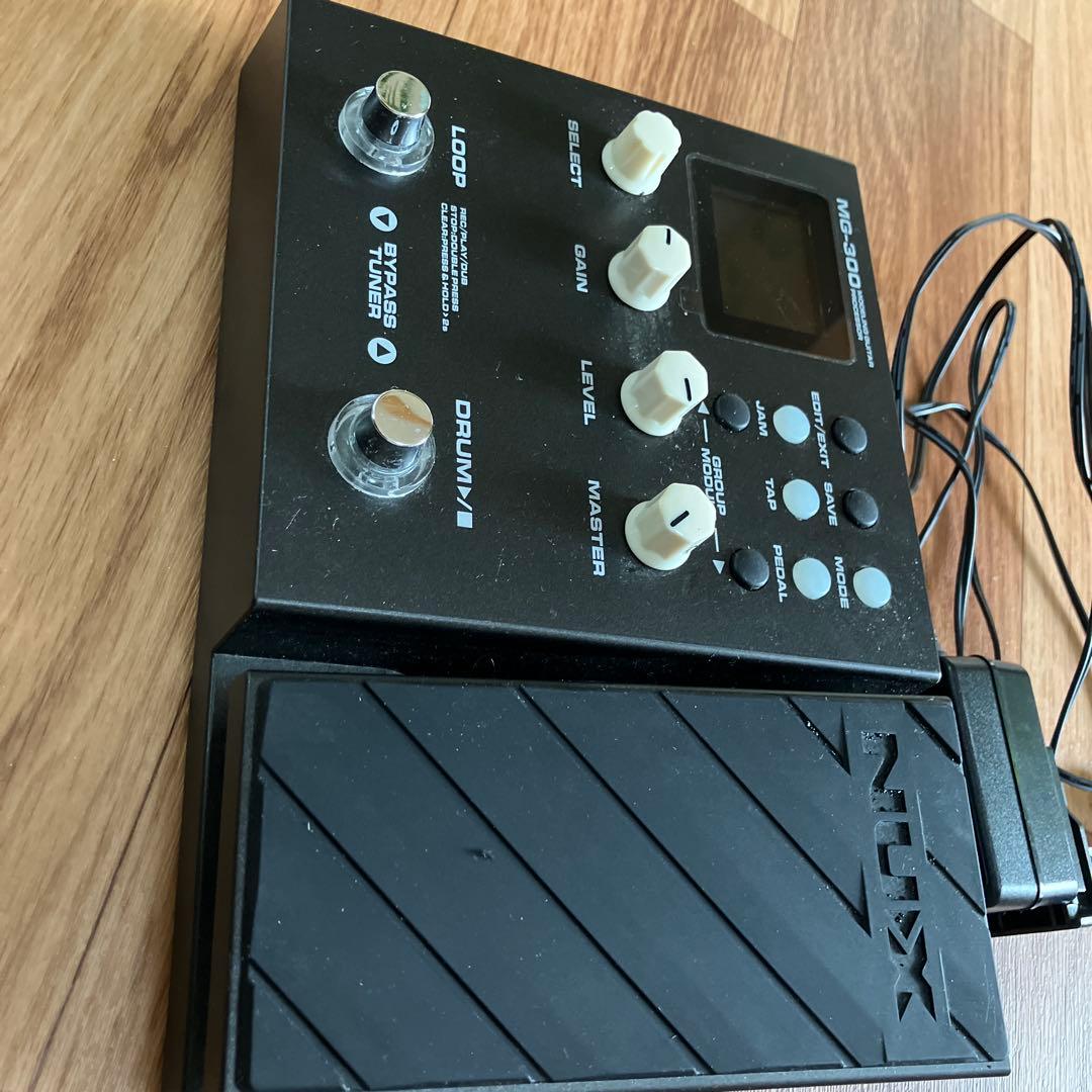 NUX MG-300 モデリングギタープロセッサー