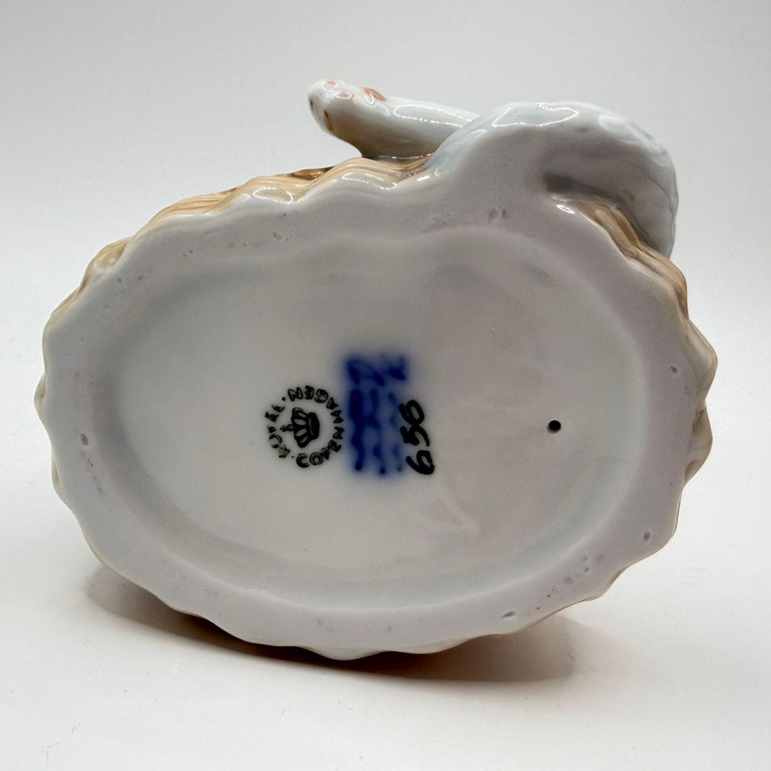 希少 美品☆ロイヤルコペンハーゲン 猫 フィギュリン Kitty 2010