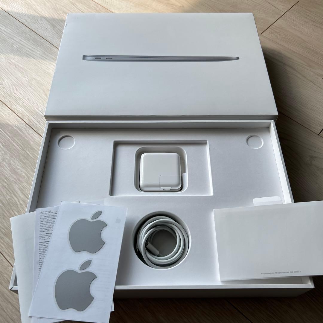 MacBook本体 Apple MacBook Air M1 256GB