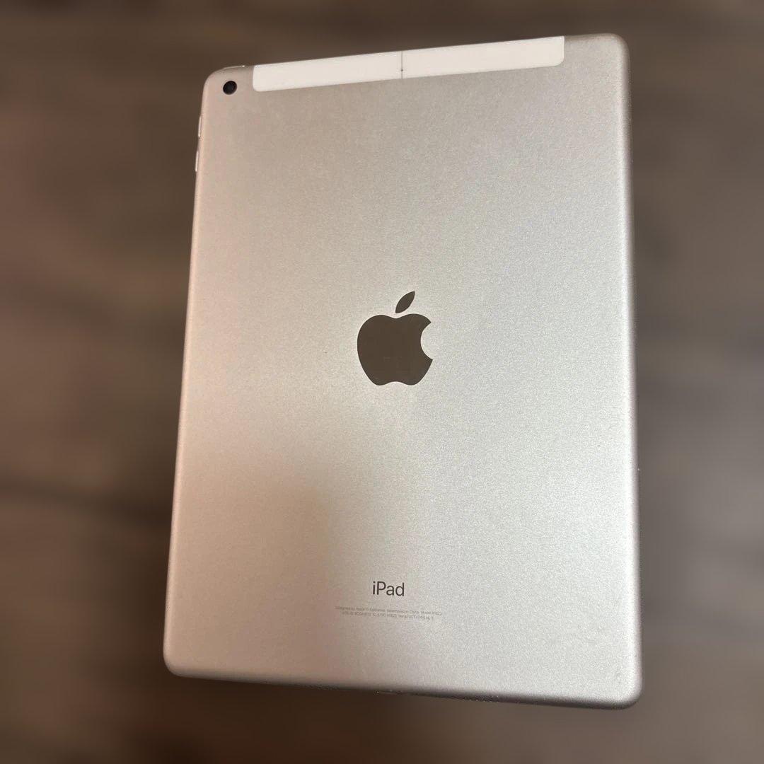 iPad 第5世代 32GB SIMロック解除済