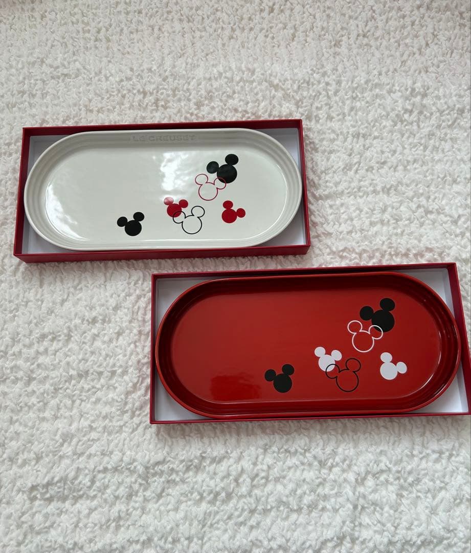 【新品未使用】Le Creuset ミッキーマウス オブロングプレート