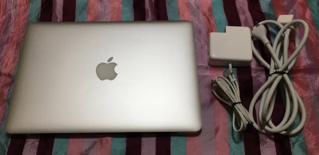 Apple MacBook PRO 2015 250GB WIN11 AC付属