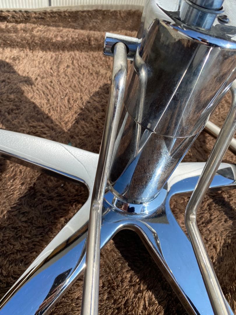 スタイリングチェア　アームチェア