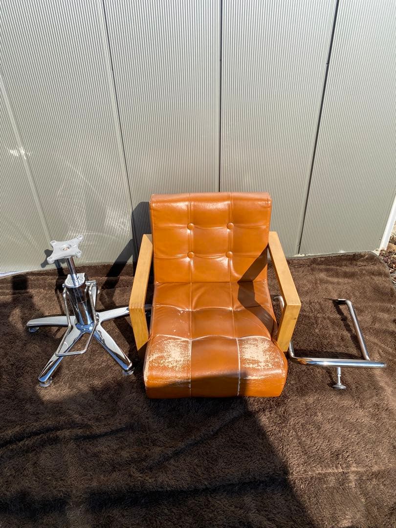 スタイリングチェア　アームチェア