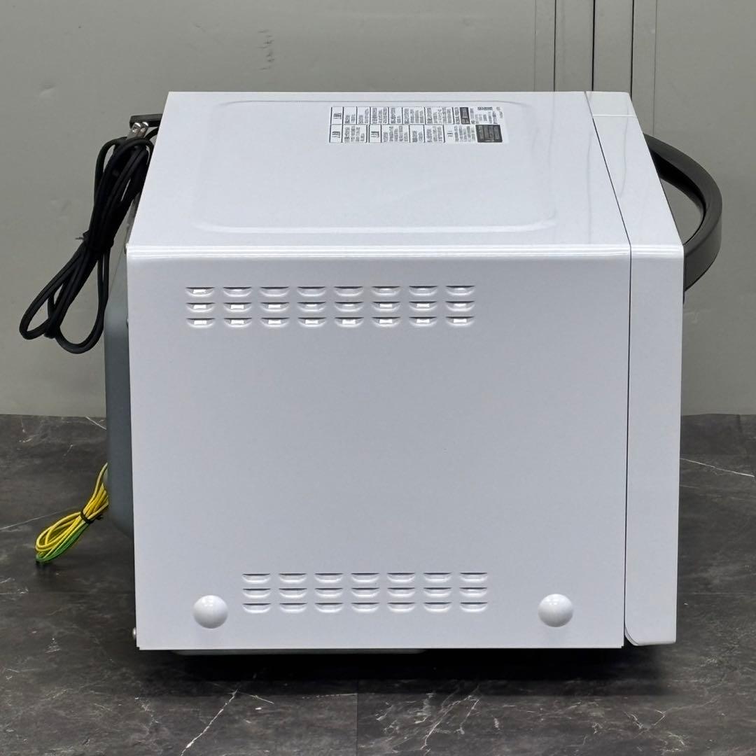 ＊送料込！美品2023年製 東芝 フラットオーブンレンジ ER-X18（W）