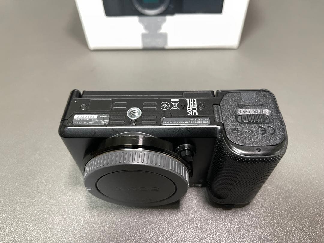 SONY ミラーレスカメラ ZV-E10 ボディ（Eマウント）