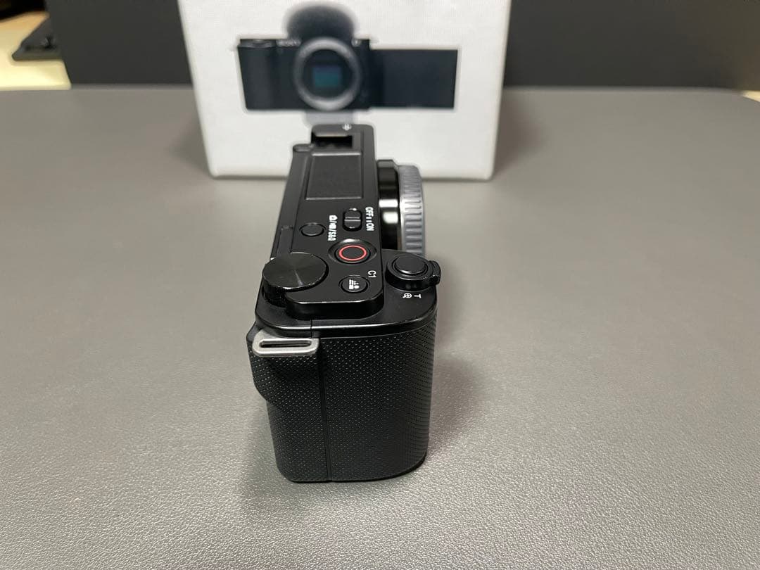 SONY ミラーレスカメラ ZV-E10 ボディ（Eマウント）