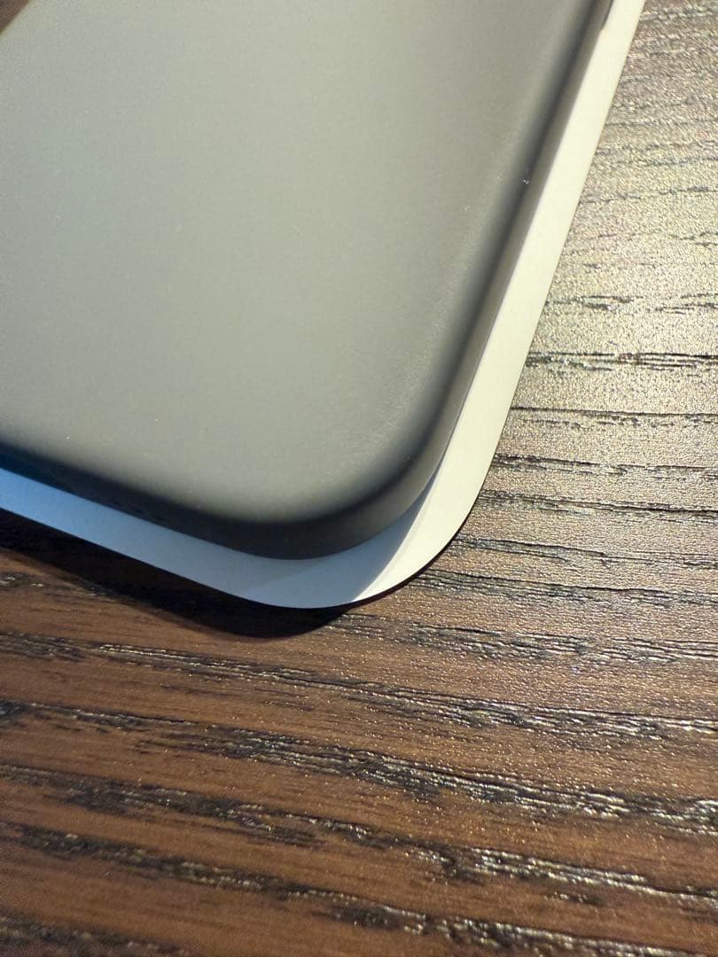iPhone 16 Pro 専用純正 シリコンケース　ストーングレイ