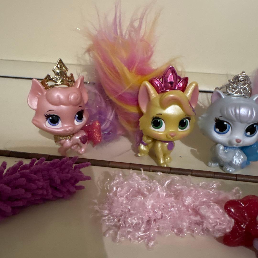 ディズニープリンセス　ロイヤルペット　4体