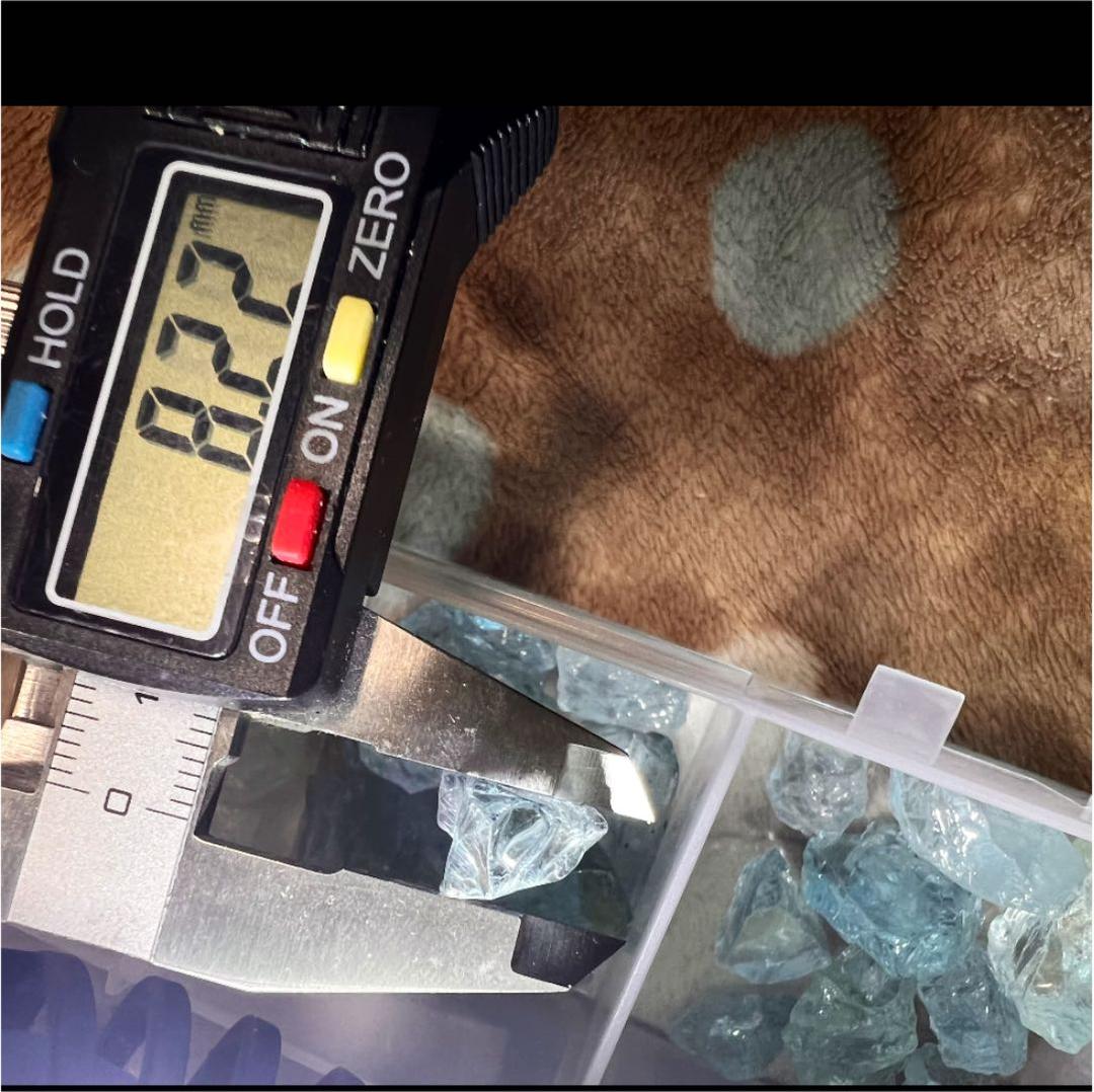 非加熱アクアマリン　原石　宝石使用レベル