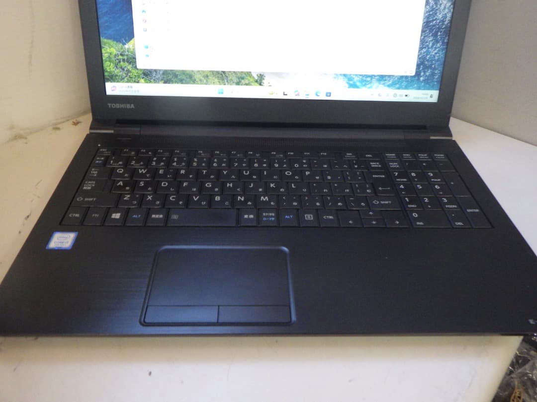 Windowsノート本体 dynabook B65/M i3-7130U SSD256G