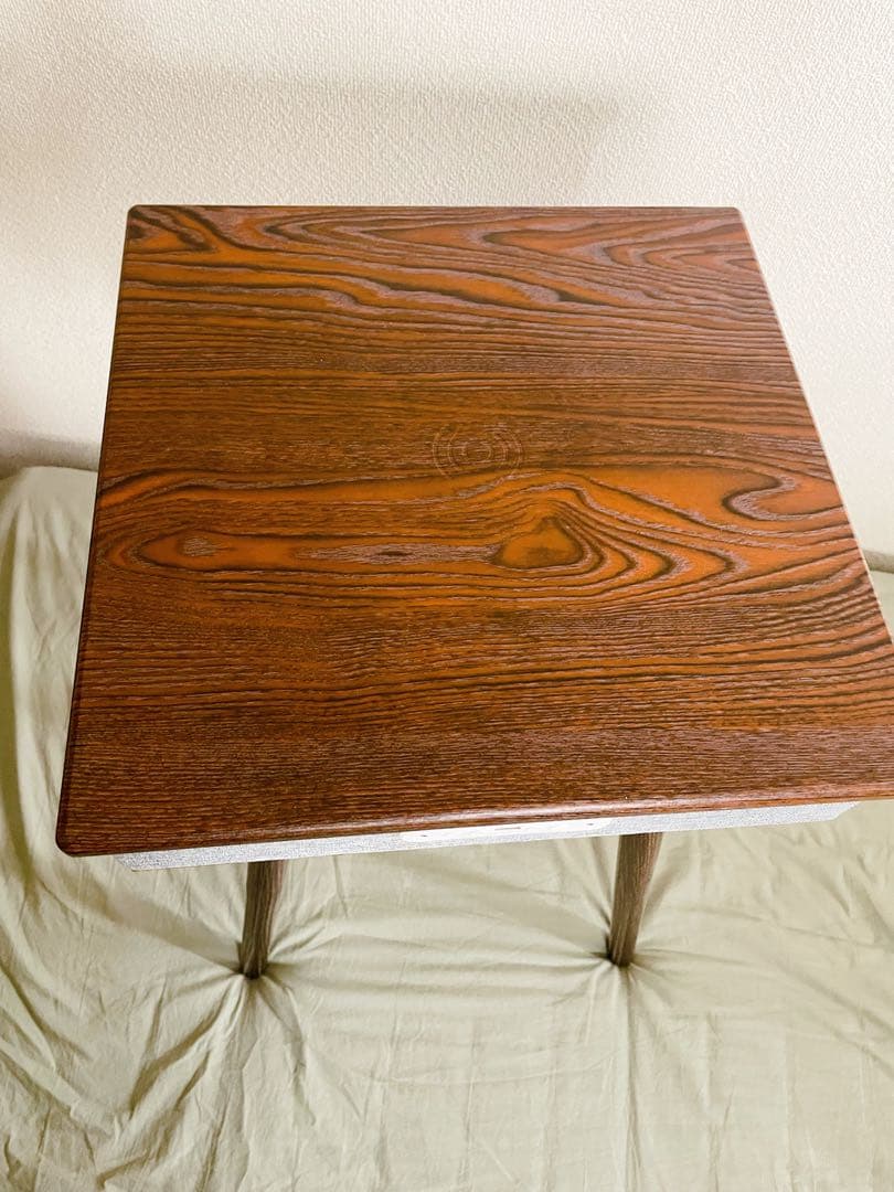 スピーカー内蔵テーブルBluetooth接続＋スマホ置充可（手渡割引有）