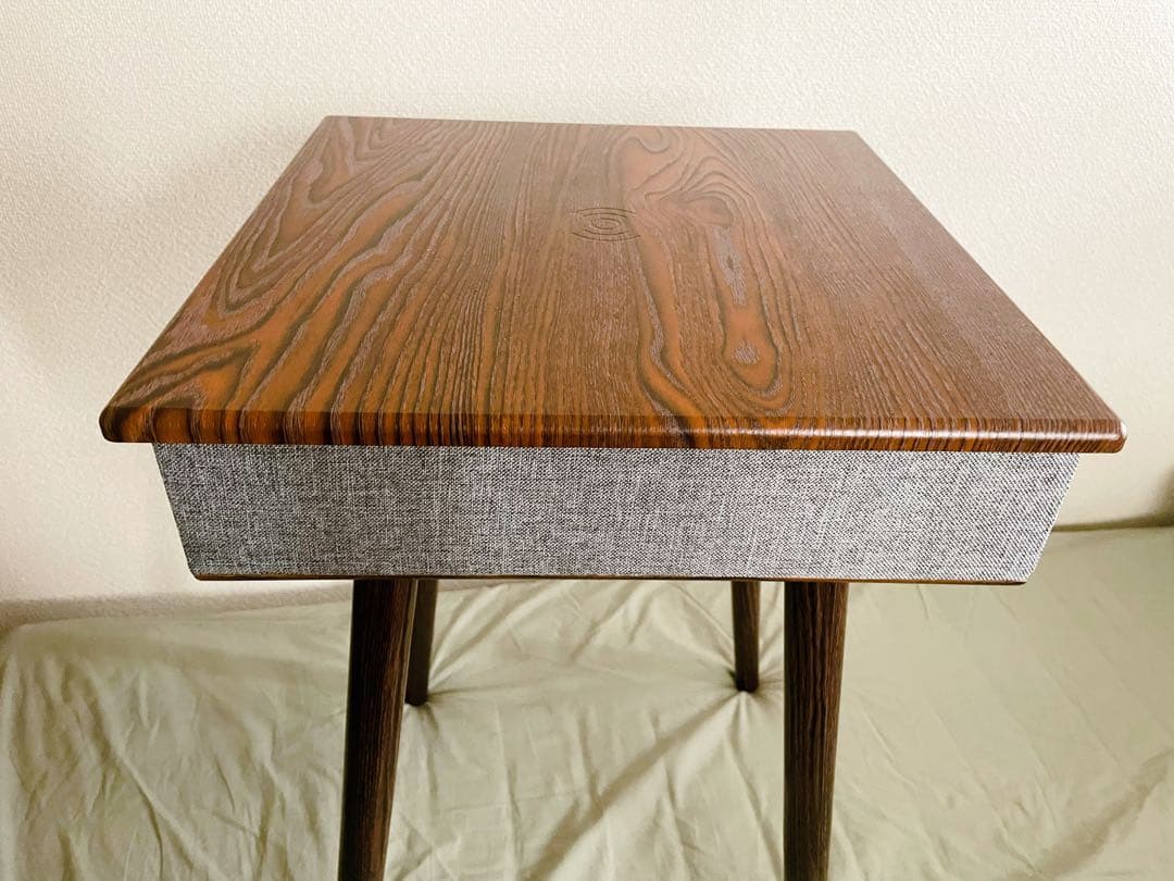 スピーカー内蔵テーブルBluetooth接続＋スマホ置充可（手渡割引有）