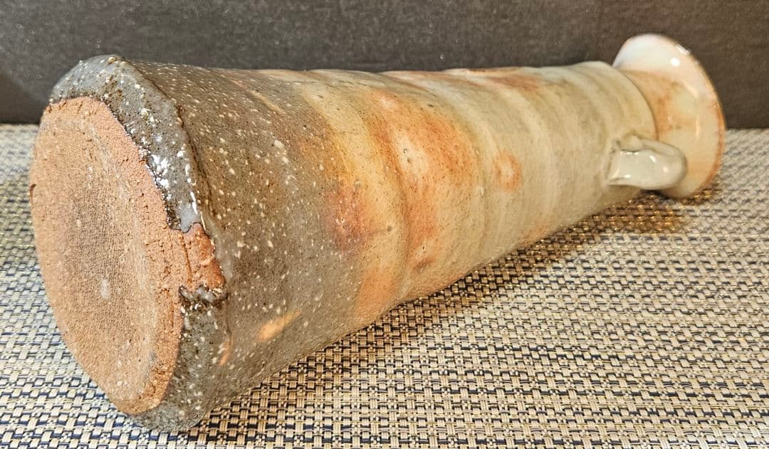 日本工芸会正会員　萩焼　田中講平 作　 萩焼　双耳　花入れ　花瓶　共箱　陶歴書