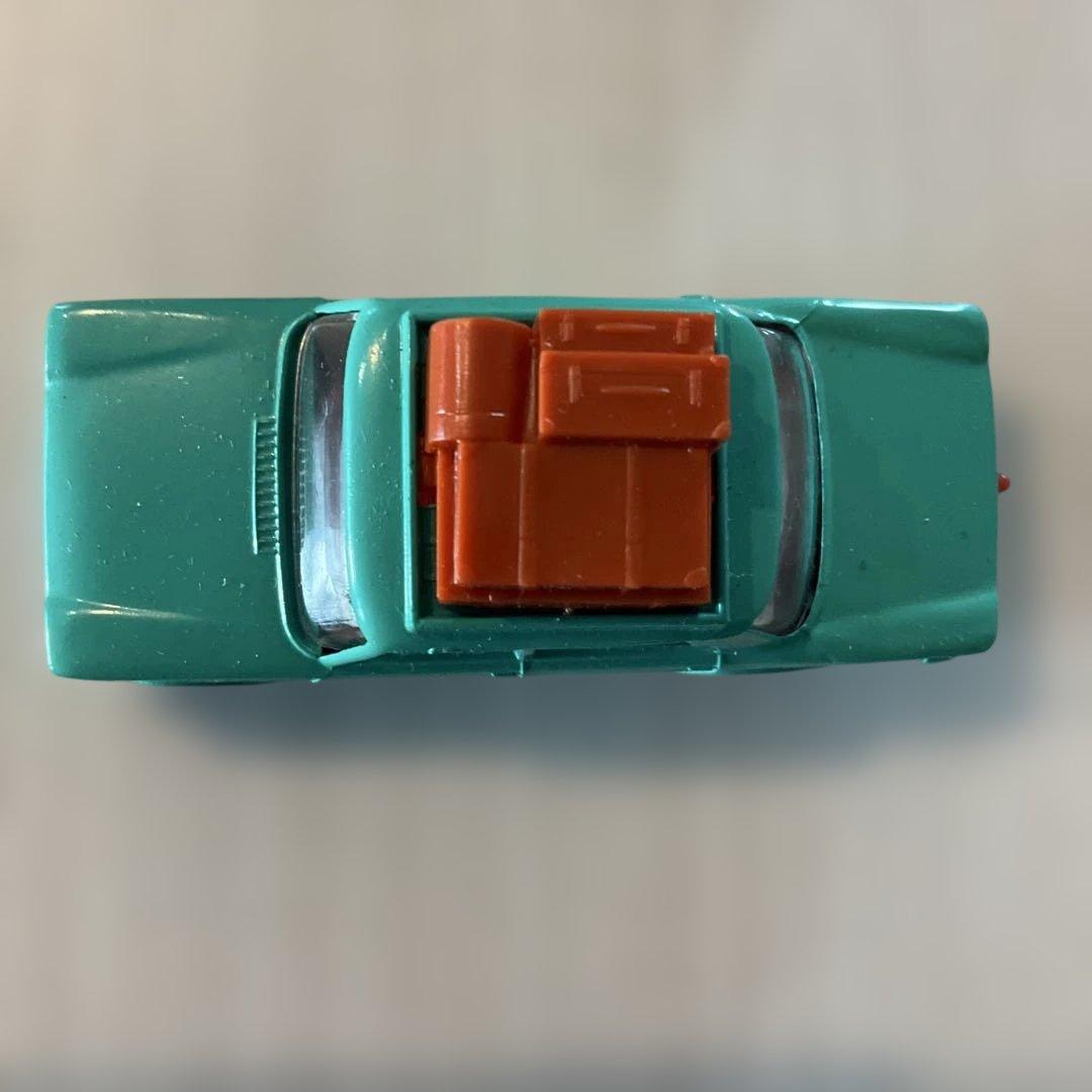 ミニカー　マッチボックス　56 フィアット1500