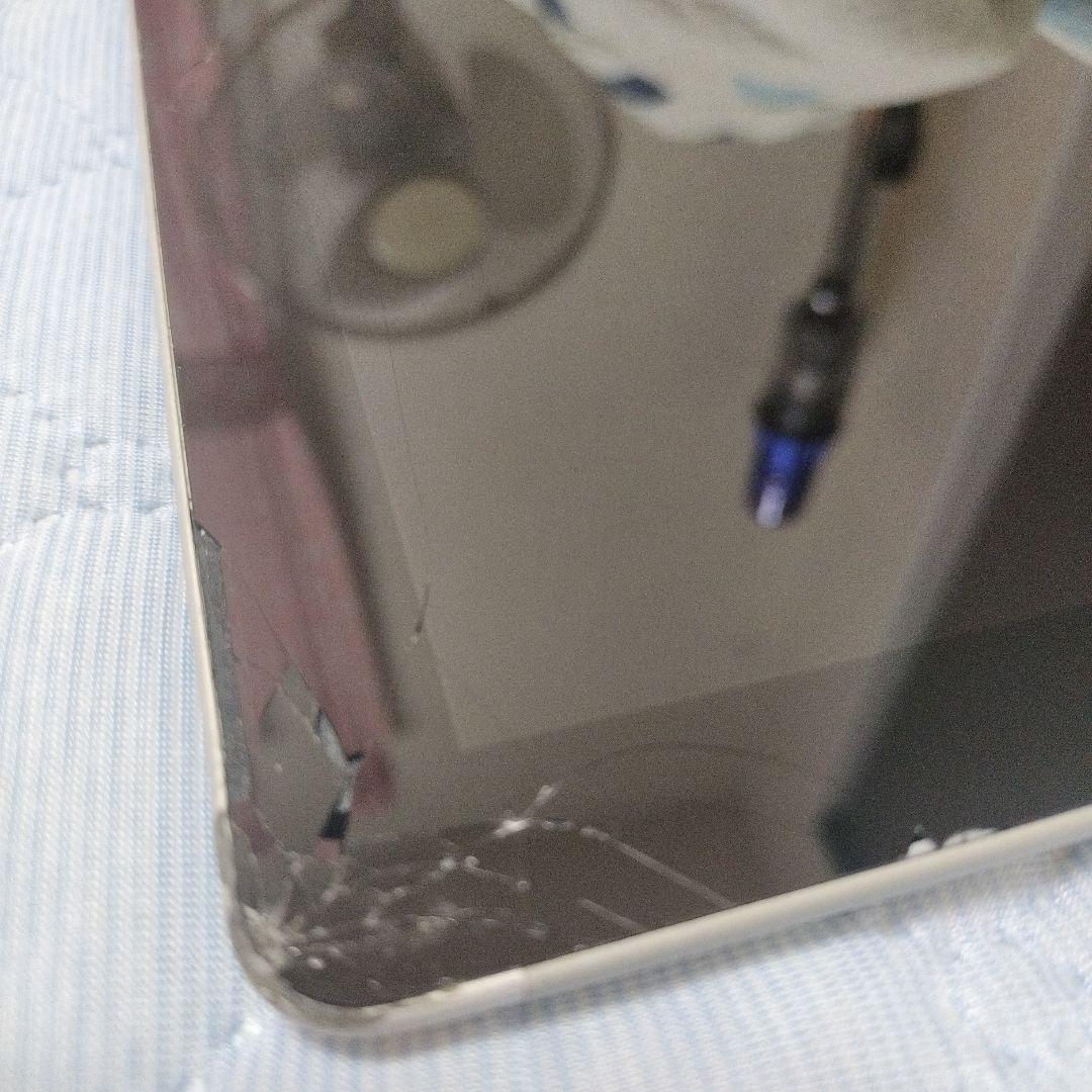 週末値下げ！SurfaceGO 　Microsoft　【ジャンク】