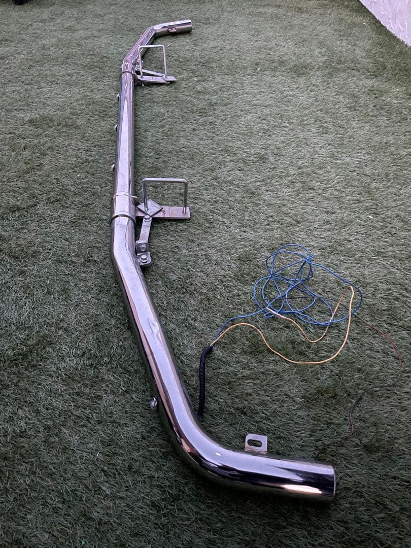 17プロフィア低床　パイプバンパー ガード