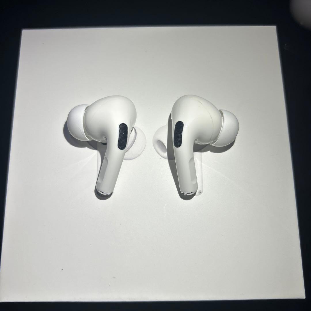 【ジャンク】AirPods Pro ペアリング不可 動作保証なし 修理・部品取り
