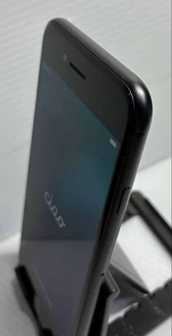 【美品】iPhoneSE 第二世代 64GB simフリー ブラック