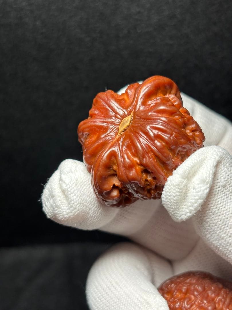 【幻夢文玩商店３年育成‼︎期間限定価格‼︎】悶尖球白獅子40mm