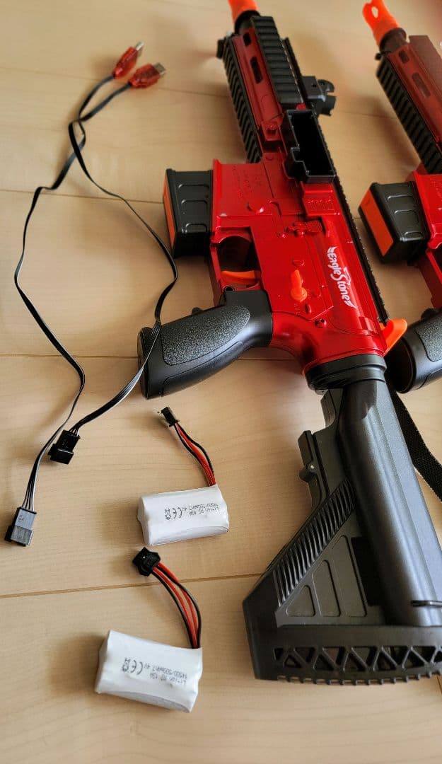 今週限定価格　大量スポンジ弾　充電式アサルトライフル　2個セット