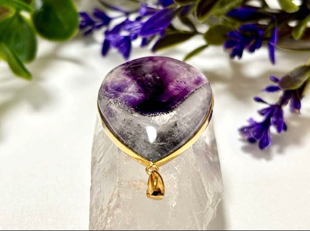 究極品質　幻のエスピリット鉱山産　奇跡のピラミッドファントムセイクリッドセブン