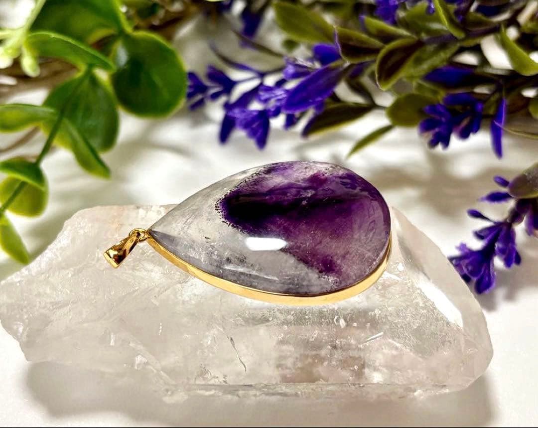 究極品質　幻のエスピリット鉱山産　奇跡のピラミッドファントムセイクリッドセブン