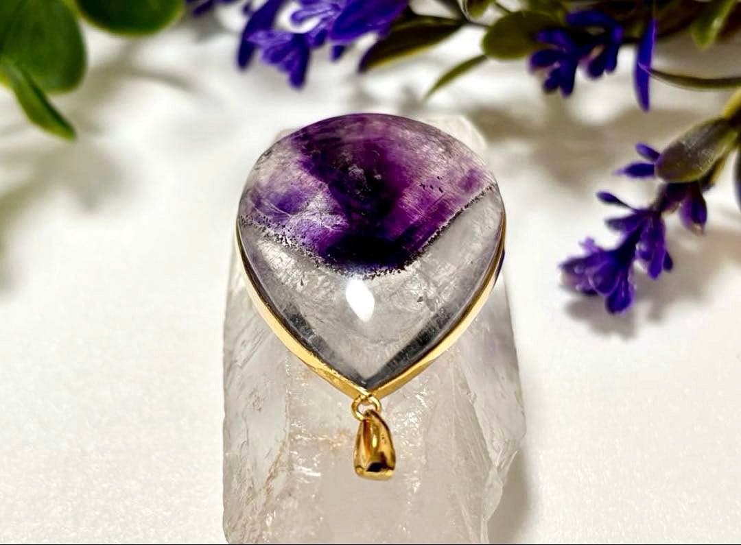 究極品質　幻のエスピリット鉱山産　奇跡のピラミッドファントムセイクリッドセブン