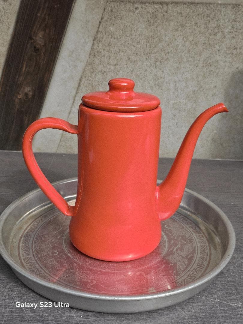 値下げ↘️月兎 　赤　ホーロースリムポット 1.2L レッド　未使用品