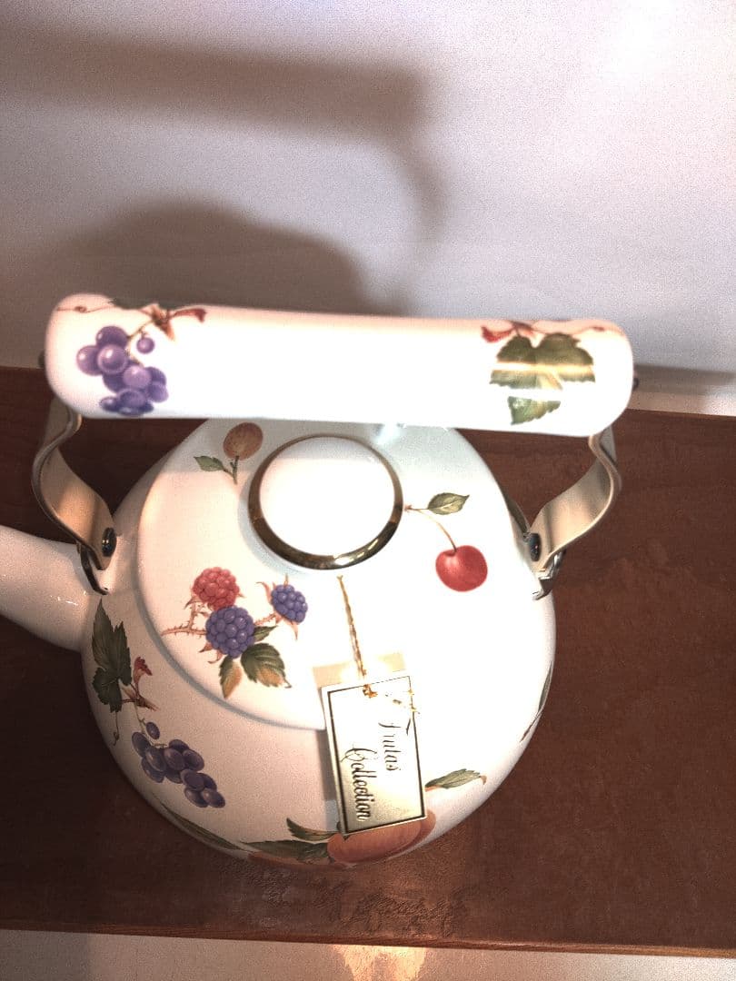 ホーローヤカン