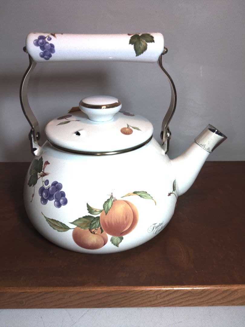 ホーローヤカン