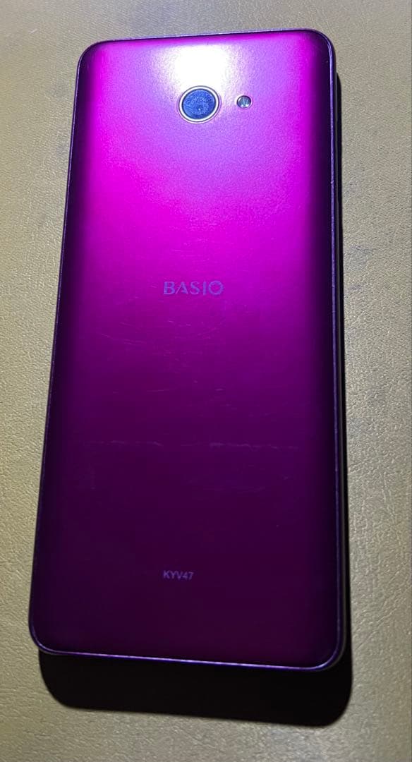 BASIO KYV47パープル 本体