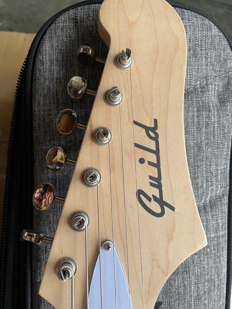 GUILD Surfliner White Sage サーフライナー　試奏のみ